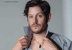 Iwan Rheon sexy photos