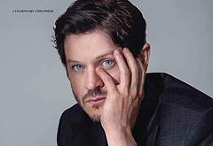 Iwan Rheon sexy photos