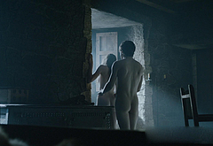 Iwan Rheon uncensored nude
