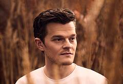 Robert Aramayo sexy photos