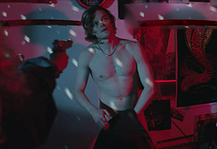 Robert Aramayo nude and gay scenes