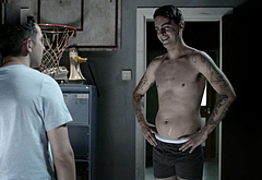 Joseph Gilgun nude and sex scenes