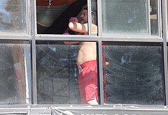 Joshua Jackson Shows Off Boxing Skills Shirtless in Los Angeles