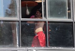 Joshua Jackson Shows Off Boxing Skills Shirtless in Los Angeles