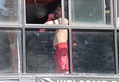 Joshua Jackson Shows Off Boxing Skills Shirtless in Los Angeles