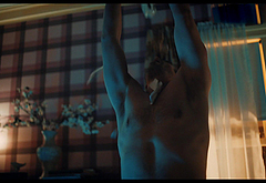 David Harbour nude and sexy scenes