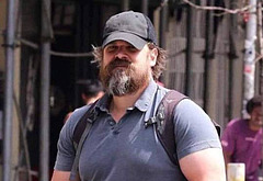 David Harbour shirtless and bulge pics