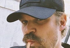 David Harbour shirtless and bulge pics