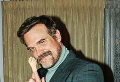David Harbour shirtless and bulge pics
