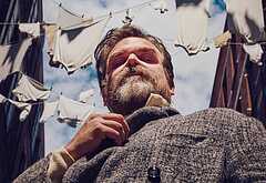 David Harbour shirtless and bulge pics