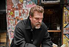 David Harbour shirtless and bulge pics