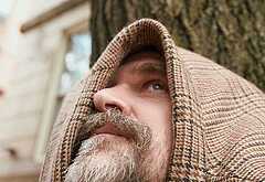 David Harbour shirtless and bulge pics