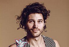 Trent Garrett shirtless and bulge pics