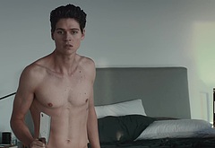 Will Peltz nude and gay sex scenes
