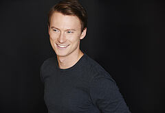 Jesse LaVercombe sexy photos