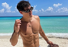 Noah Beck nude and wet underwear photos