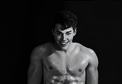 Noah Beck dick bulge and shirtless underwear pics