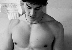 Noah Beck dick bulge and shirtless underwear pics