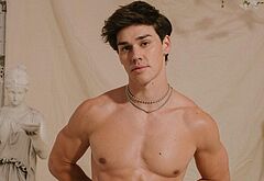 Noah Beck dick bulge and shirtless underwear pics