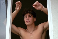 Noah Beck dick bulge and shirtless underwear pics