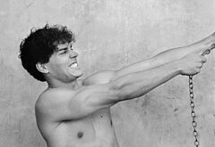 Noah Beck dick bulge and shirtless underwear pics