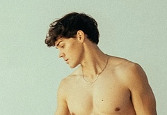 Noah Beck dick bulge and shirtless underwear pics
