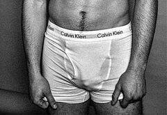 Noah Beck dick bulge