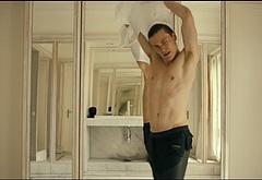 Jannik Schumann nude and gay sex scenes