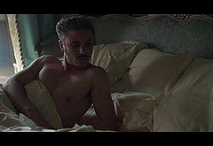 Jannik Schumann nude and gay sex scenes