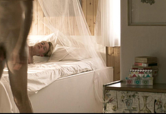 Jannik Schumann nude and gay sex scenes