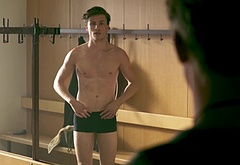 Jannik Schumann nude and gay sex scenes