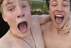 Jannik Schumann nude and gay sex scenes