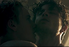 Jannik Schumann nude and gay sex scenes
