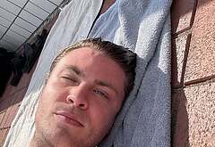 Jannik Schumann naked and erotic photos