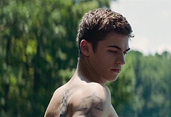 Hero Fiennes Tiffin nude movie scenes