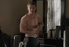 Freddie Stroma nude and sex scenes