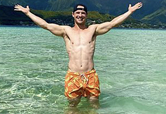 Freddie Stroma shirtless and dick bulge pics