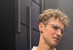 Freddie Stroma shirtless and dick bulge pics