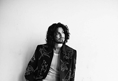 Xolo Mariduena cock bulge and shirtless pics