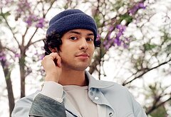 Xolo Mariduena cock bulge and shirtless pics