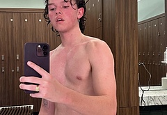 Jacob Sartorius nude and bulge penis photos
