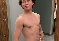 Jacob Sartorius nude and bulge penis photos