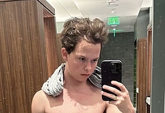 Jacob Sartorius nude and bulge penis photos