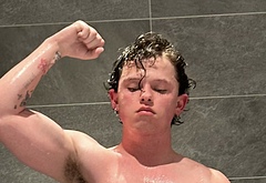 Jacob Sartorius nude and bulge penis photos