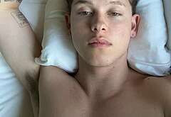 Jacob Sartorius nude and bulge penis photos