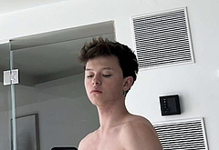 Jacob Sartorius nude and bulge penis photos