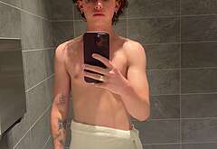 Jacob Sartorius nude and bulge penis photos