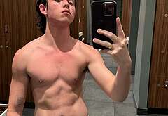 Jacob Sartorius nude and bulge penis photos