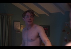 Kit Connor nude and gay sex scenes