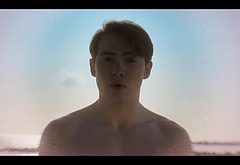 Kit Connor nude and gay sex scenes